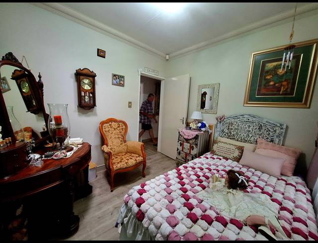 4 BEDROOM TOWNHOUSE FOR SALE IN DAL FOUCHE